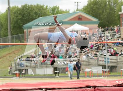 Thumbnail 1 in Butler Invitational photogallery.