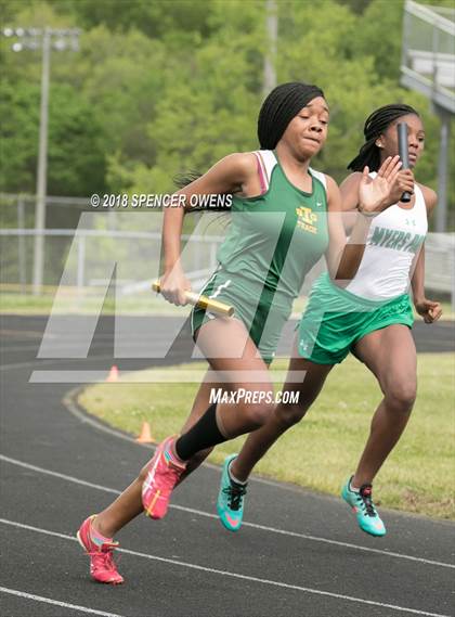 Thumbnail 2 in Butler Invitational photogallery.