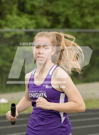 Thumbnail 2 in Butler Invitational photogallery.