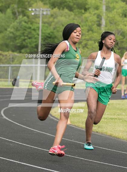 Thumbnail 1 in Butler Invitational photogallery.