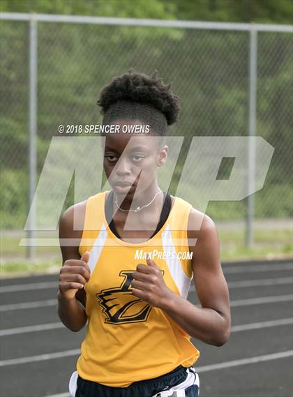 Thumbnail 2 in Butler Invitational photogallery.