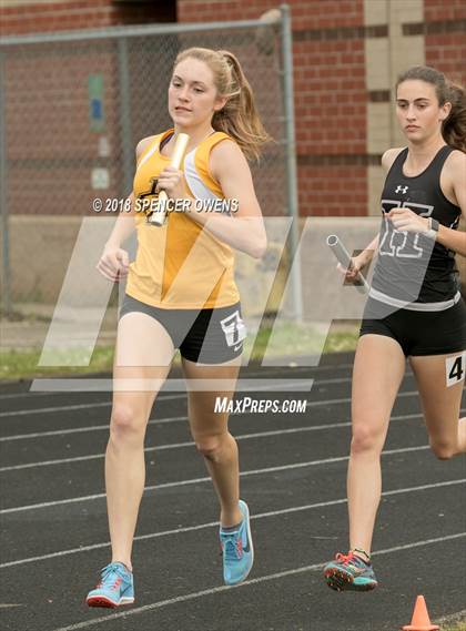 Thumbnail 2 in Butler Invitational photogallery.