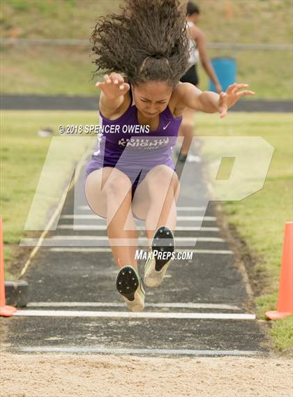 Thumbnail 1 in Butler Invitational photogallery.