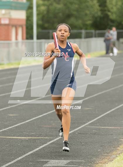 Thumbnail 1 in Butler Invitational photogallery.