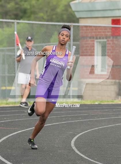 Thumbnail 2 in Butler Invitational photogallery.