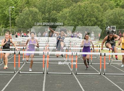 Thumbnail 1 in Butler Invitational photogallery.