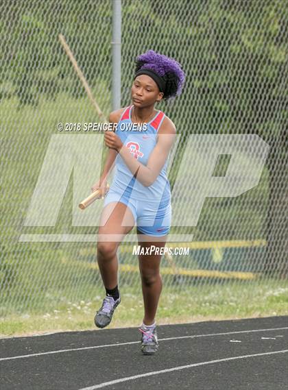 Thumbnail 3 in Butler Invitational photogallery.