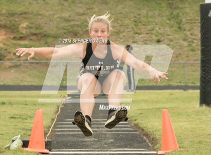 Thumbnail 3 in Butler Invitational photogallery.