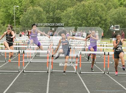 Thumbnail 3 in Butler Invitational photogallery.