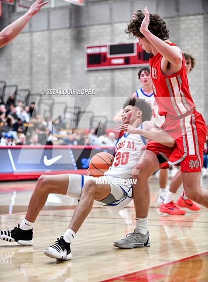 Thumbnail 3 in Los Alamitos @ Mater Dei (Nike Extravaganza) photogallery.