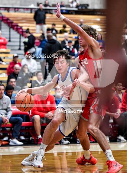Thumbnail 3 in Los Alamitos @ Mater Dei (Nike Extravaganza) photogallery.