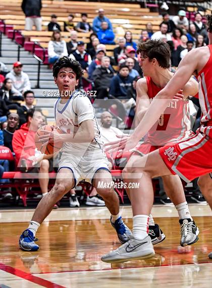 Thumbnail 2 in Los Alamitos @ Mater Dei (Nike Extravaganza) photogallery.