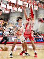 Photo from the gallery "Los Alamitos @ Mater Dei (Nike Extravaganza)"
