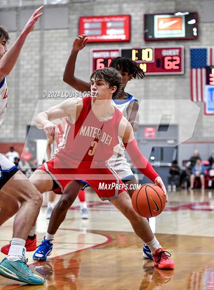 Thumbnail 2 in Los Alamitos @ Mater Dei (Nike Extravaganza) photogallery.