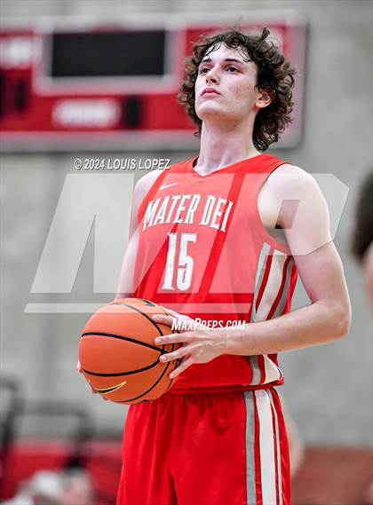 Thumbnail 2 in Los Alamitos @ Mater Dei (Nike Extravaganza) photogallery.