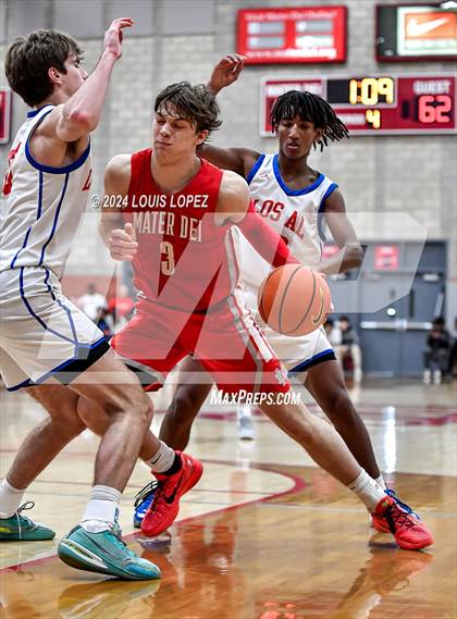Thumbnail 3 in Los Alamitos @ Mater Dei (Nike Extravaganza) photogallery.
