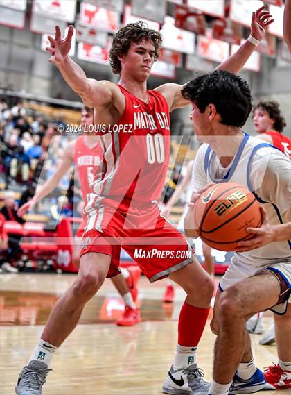 Thumbnail 3 in Los Alamitos @ Mater Dei (Nike Extravaganza) photogallery.