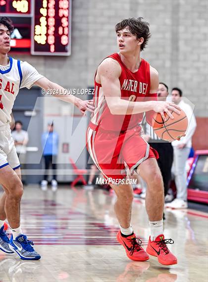 Thumbnail 2 in Los Alamitos @ Mater Dei (Nike Extravaganza) photogallery.