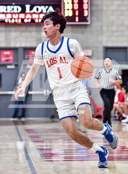 Thumbnail 2 in Los Alamitos @ Mater Dei (Nike Extravaganza) photogallery.