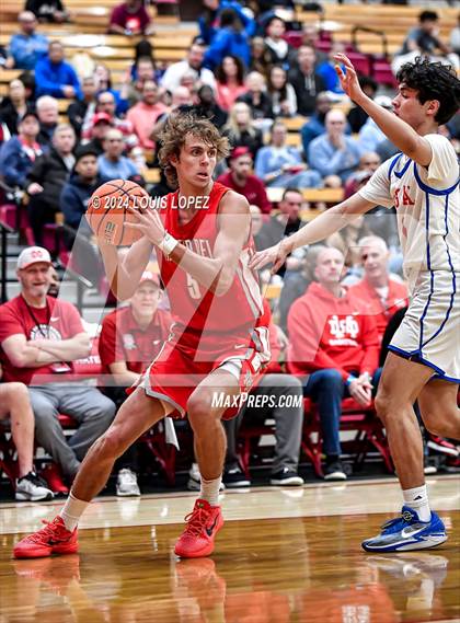 Thumbnail 2 in Los Alamitos @ Mater Dei (Nike Extravaganza) photogallery.