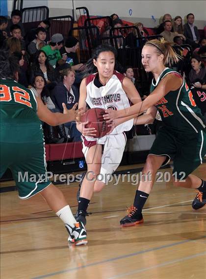 Thumbnail 3 in Mesa Verde vs. West Campus photogallery.