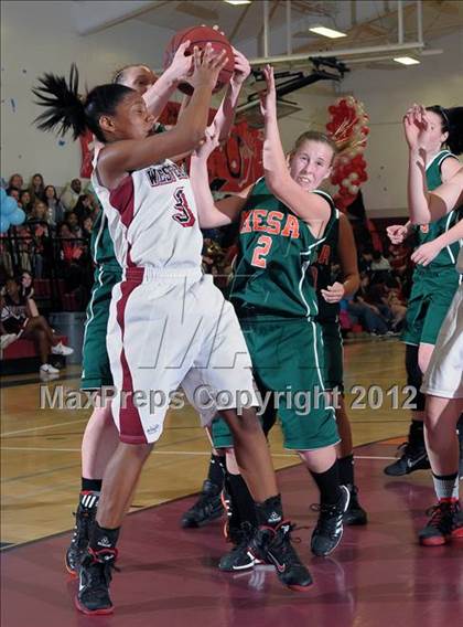 Thumbnail 3 in Mesa Verde vs. West Campus photogallery.