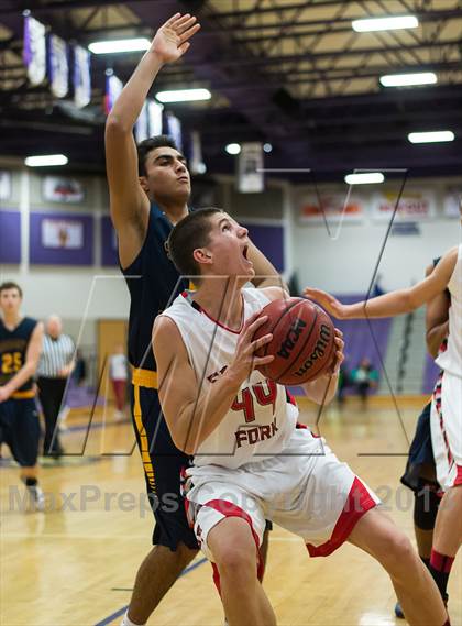 Thumbnail 2 in Summit Academy vs. Spanish Fork (Riverton Holiday Tourney) photogallery.