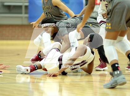 Thumbnail 2 in McKinney vs. Mansfield Timberview photogallery.