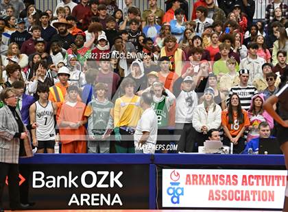 Thumbnail 3 in Benton vs. Valley View (AAA 5A State Final) photogallery.