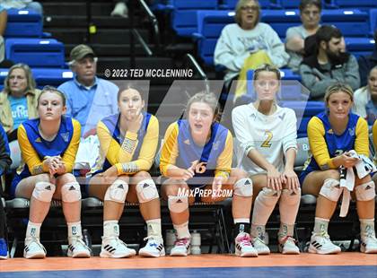 Thumbnail 3 in Benton vs. Valley View (AAA 5A State Final) photogallery.