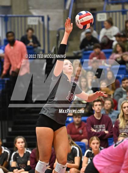 Thumbnail 3 in Benton vs. Valley View (AAA 5A State Final) photogallery.