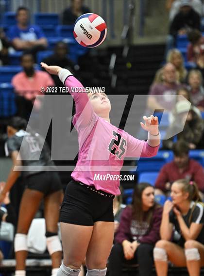Thumbnail 2 in Benton vs. Valley View (AAA 5A State Final) photogallery.