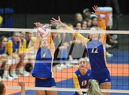Thumbnail 3 in Benton vs. Valley View (AAA 5A State Final) photogallery.