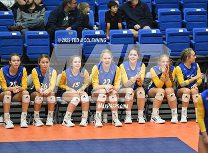 Thumbnail 3 in Benton vs. Valley View (AAA 5A State Final) photogallery.