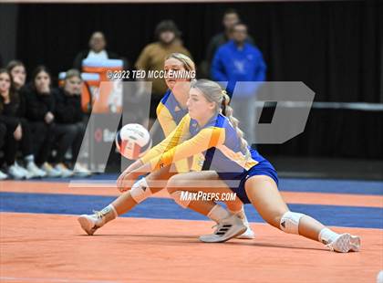 Thumbnail 3 in Benton vs. Valley View (AAA 5A State Final) photogallery.