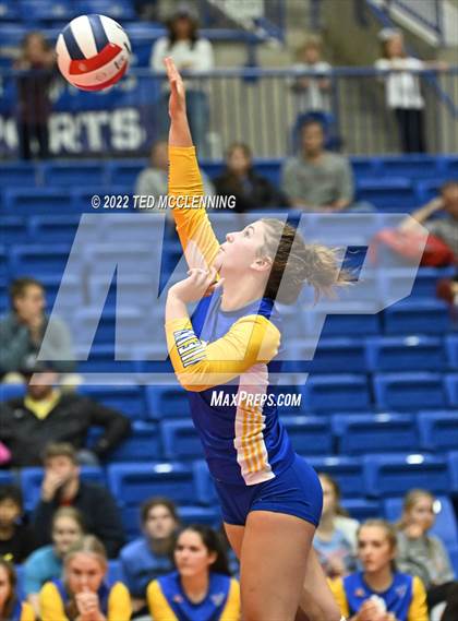 Thumbnail 3 in Benton vs. Valley View (AAA 5A State Final) photogallery.