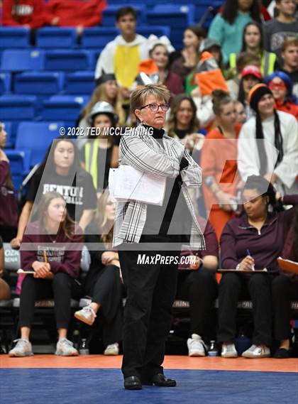 Thumbnail 2 in Benton vs. Valley View (AAA 5A State Final) photogallery.