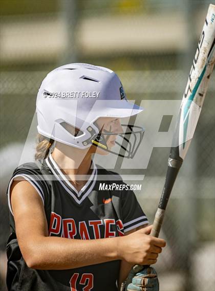 Thumbnail 3 in Platte County vs Lincoln North Star (Monarch Invitational) photogallery.