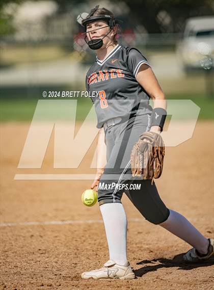 Thumbnail 2 in Platte County vs Lincoln North Star (Monarch Invitational) photogallery.