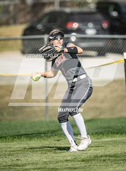 Thumbnail 3 in Platte County vs Lincoln North Star (Monarch Invitational) photogallery.