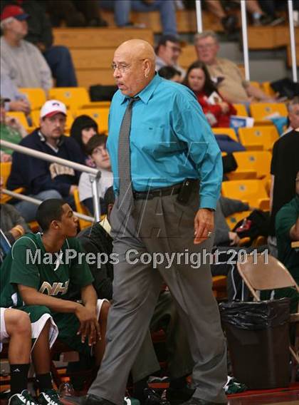 Thumbnail 2 in Northland vs. Rice (Cancer Research Classic) photogallery.