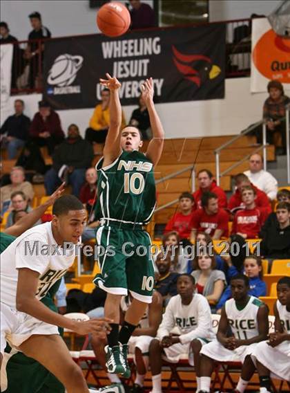 Thumbnail 1 in Northland vs. Rice (Cancer Research Classic) photogallery.