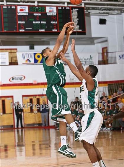 Thumbnail 2 in Northland vs. Rice (Cancer Research Classic) photogallery.