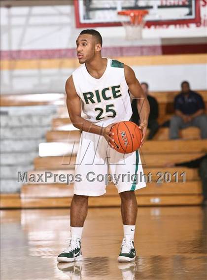 Thumbnail 3 in Northland vs. Rice (Cancer Research Classic) photogallery.