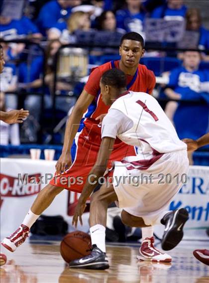 Thumbnail 2 in Ballard vs. Scott County (KHSAA Sweet 16 Semifinal) photogallery.