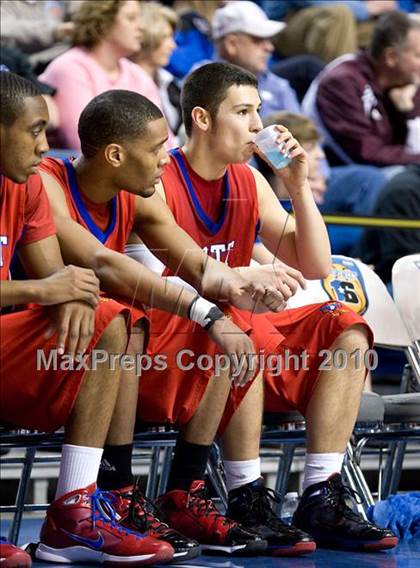 Thumbnail 2 in Ballard vs. Scott County (KHSAA Sweet 16 Semifinal) photogallery.