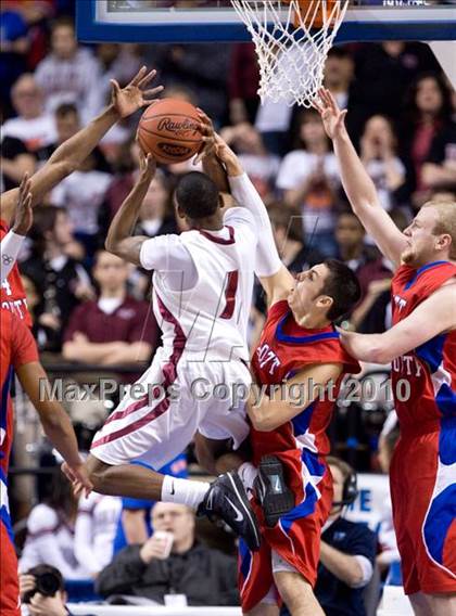 Thumbnail 2 in Ballard vs. Scott County (KHSAA Sweet 16 Semifinal) photogallery.