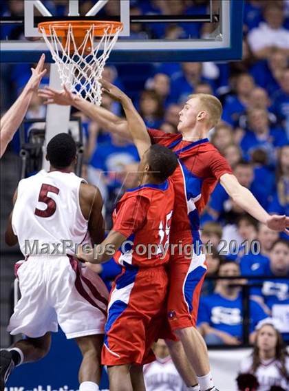 Thumbnail 3 in Ballard vs. Scott County (KHSAA Sweet 16 Semifinal) photogallery.