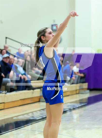Thumbnail 3 in Wallkill vs. Warwick (Section 9 Class AA Final) photogallery.