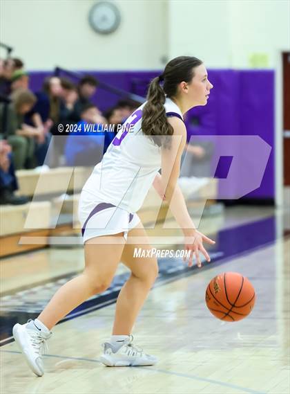 Thumbnail 1 in Wallkill vs. Warwick (Section 9 Class AA Final) photogallery.